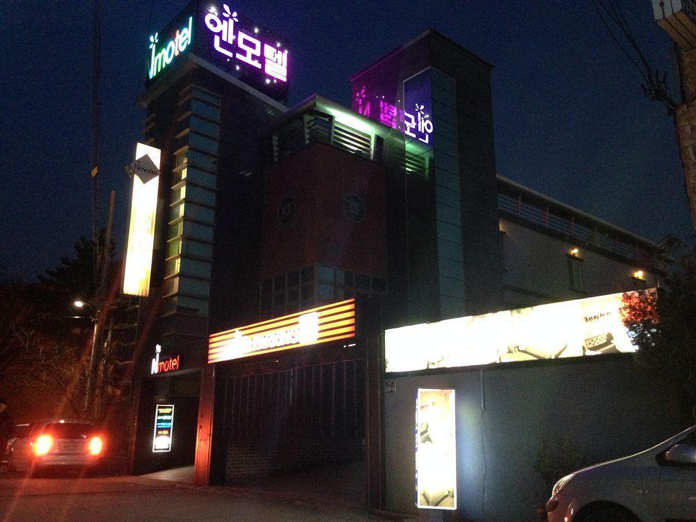 גייאונגג'ו N Motel Mg Stay מראה חיצוני תמונה